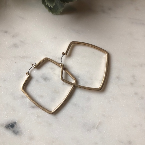 Jewelry - The Rosie - Vintage Gold Geometric Hoop